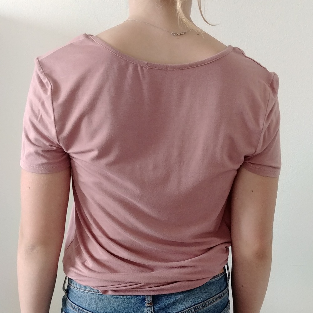 Pink blouse - Picture 2 of 5